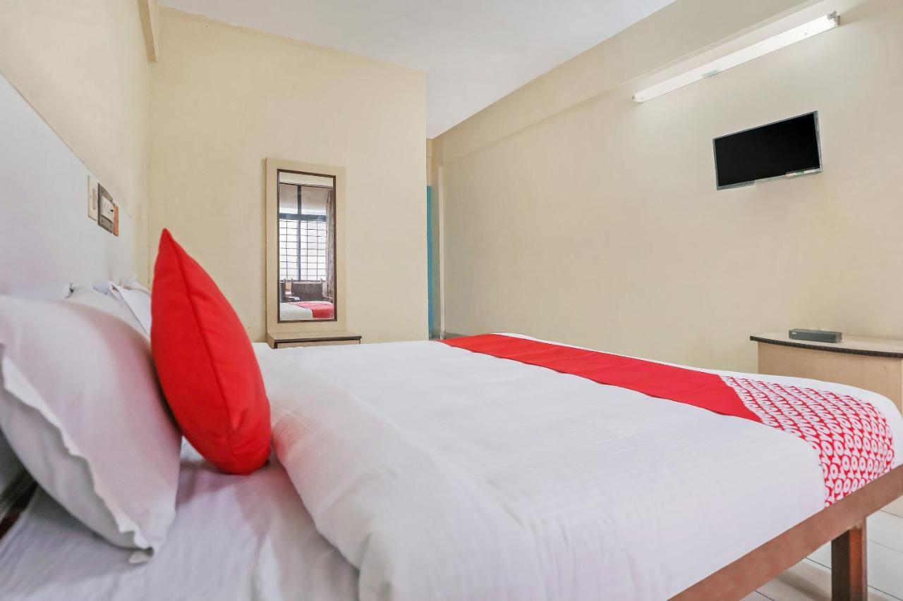 Oyo Hotel Hindustan Deluxe Mangalore Exterior photo