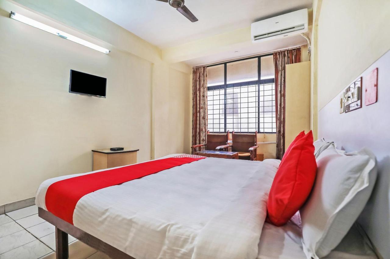 Oyo Hotel Hindustan Deluxe Mangalore Exterior photo