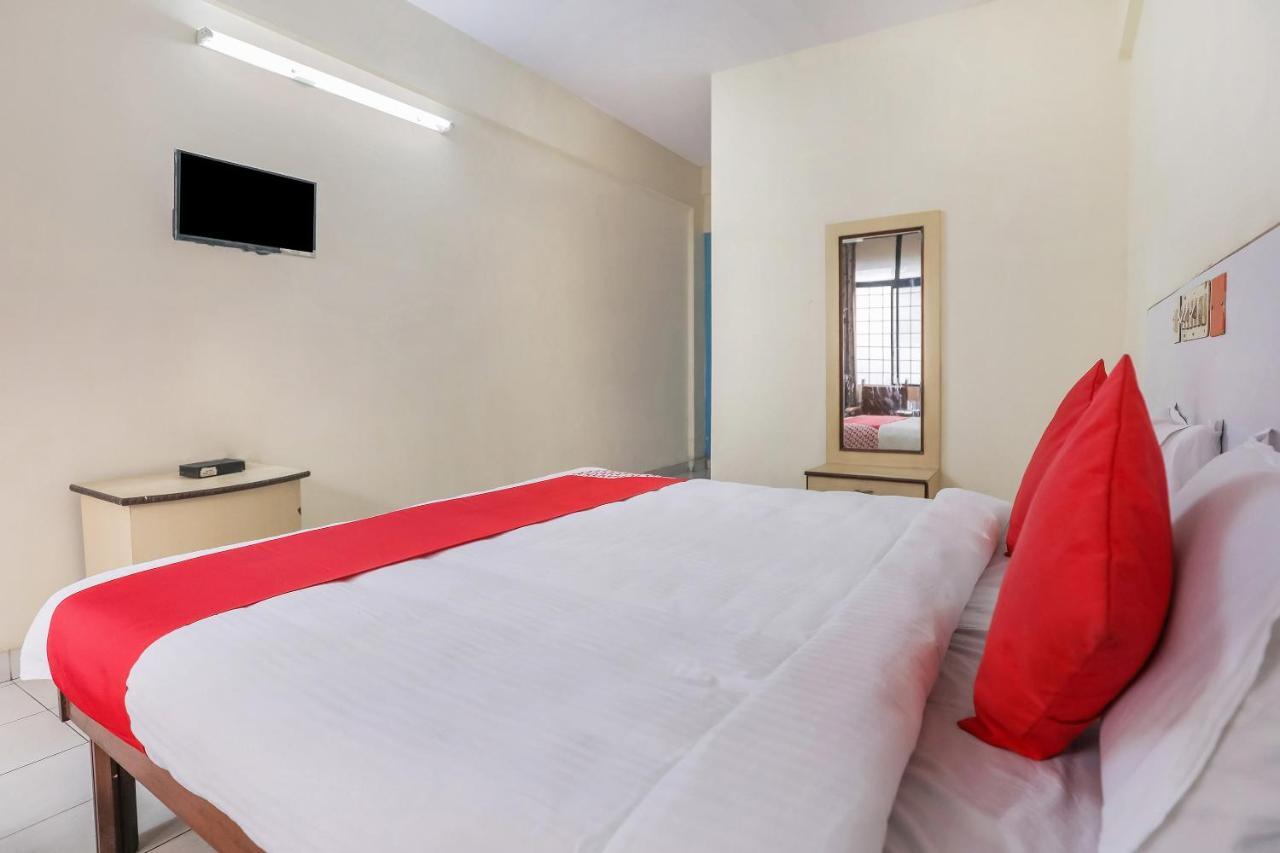 Oyo Hotel Hindustan Deluxe Mangalore Exterior photo